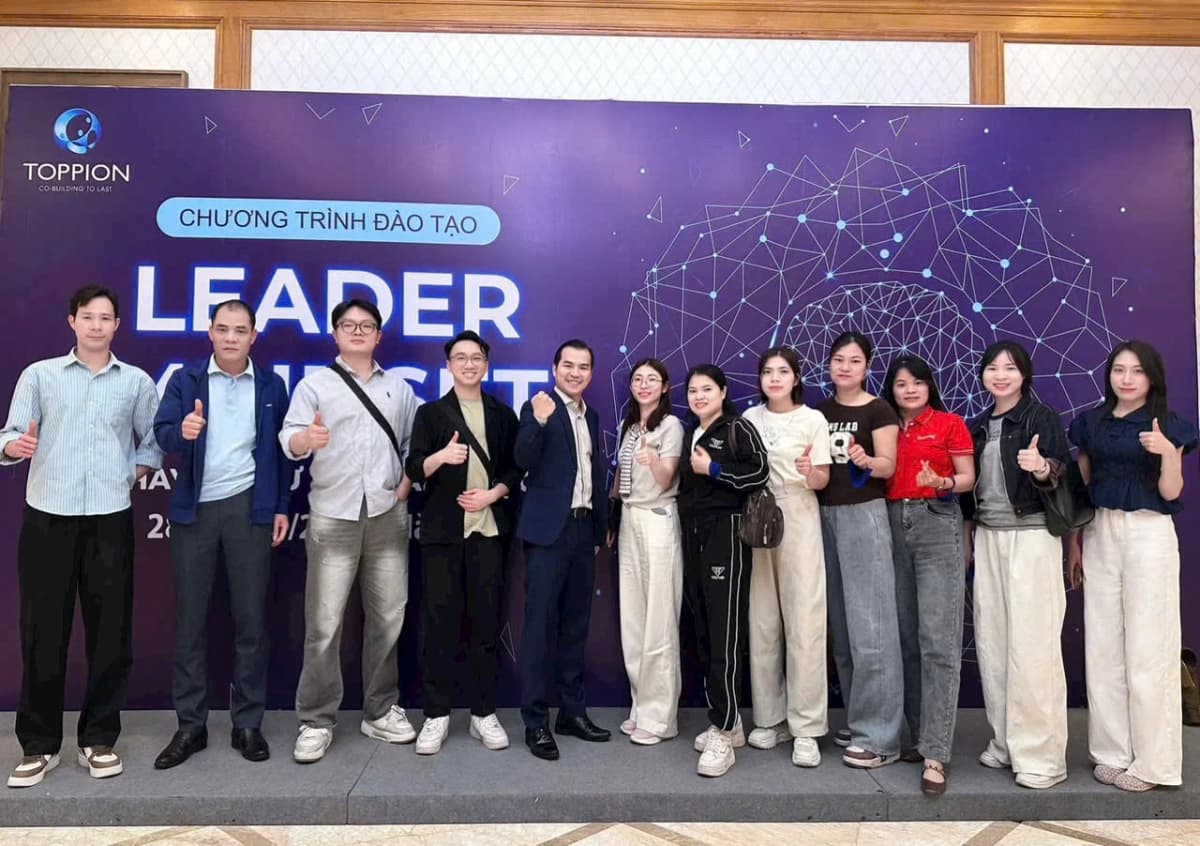 Đội ngũ quản lý kế thừa Duraval tại chương trình đào tạo Leader Mindset của TOPPION