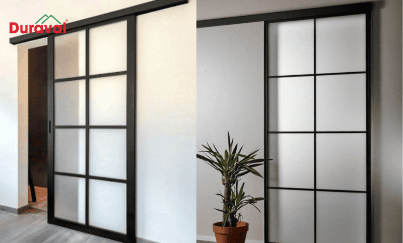 Cửa lùa được thiết kế chia ô