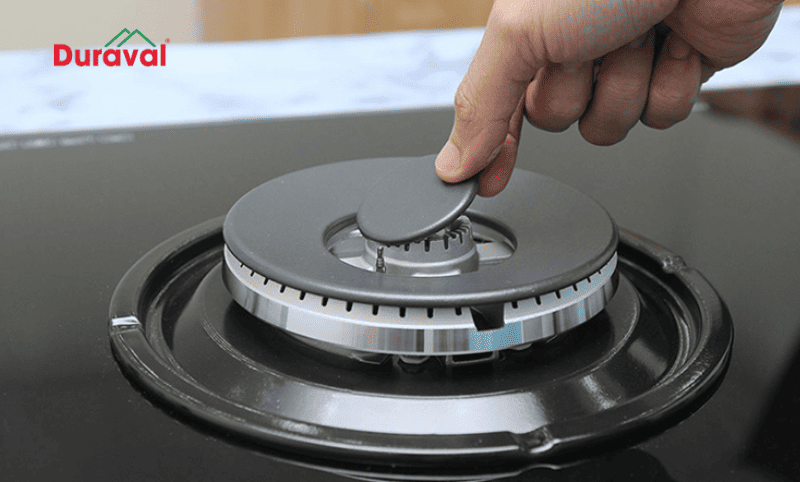 Đầu đốt bếp ga bị bẩn, tắc khe thoát lửa