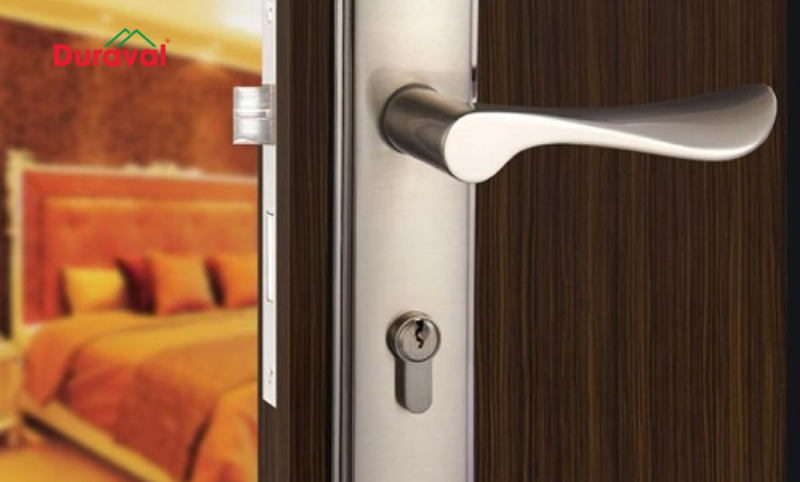 Những lưu ý khi dùng khóa cửa tay gạt hạn chế bị kẹt