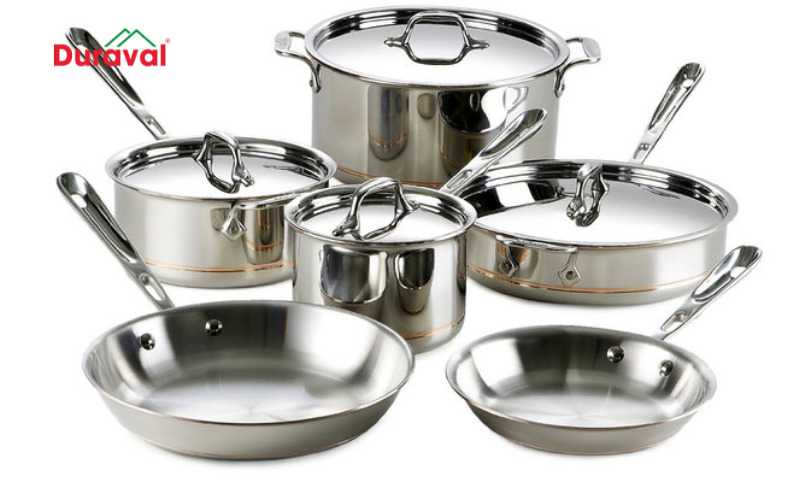 Một số loại nồi, chảo có kích thước phù hợp để sử dụng trên bếp từ