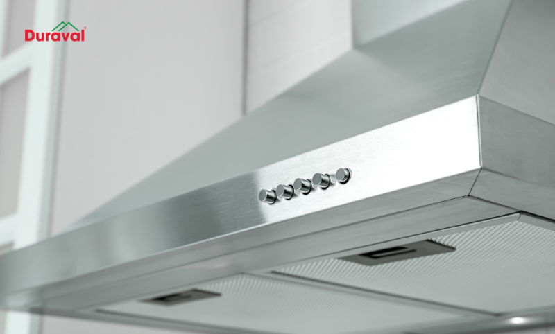 Kích thước máy hút mùi 800 phù hợp với những căn bếp có diện tích lớn