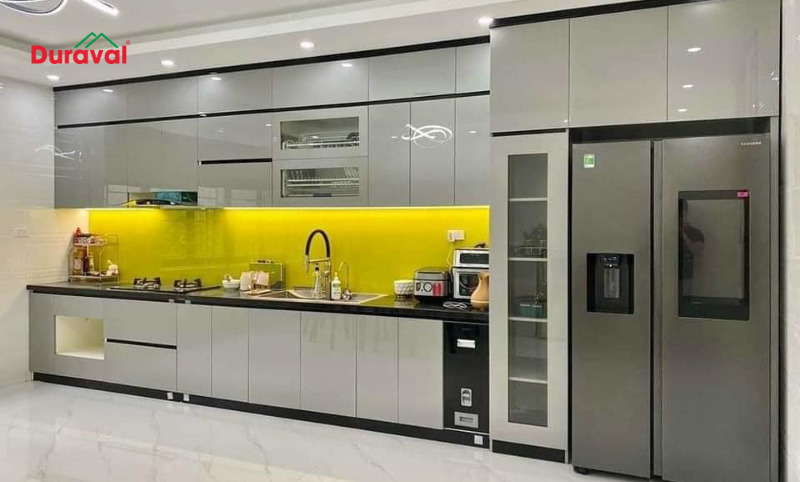 Bề mặt được phủ Melamine giúp tủ bếp hạn chế tình trạng trầy xước